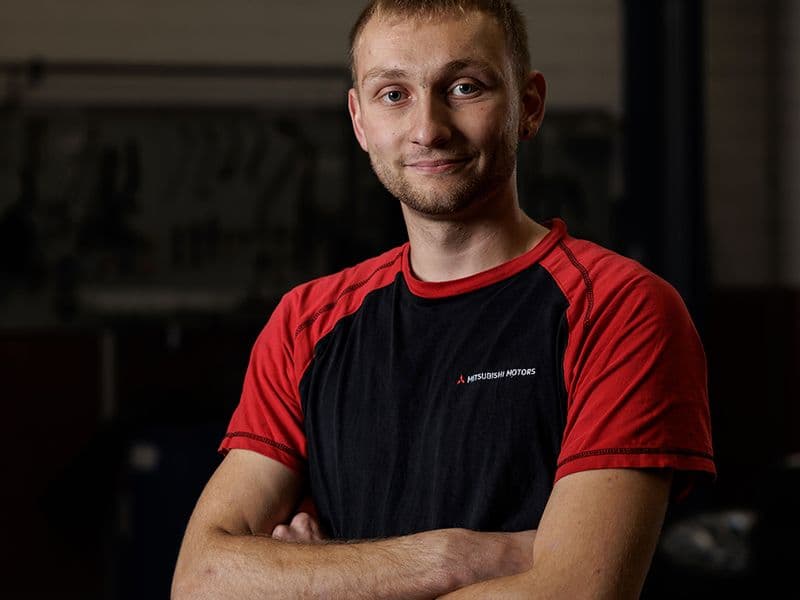 Jeffray Matter, Automobil-Mechatroniker