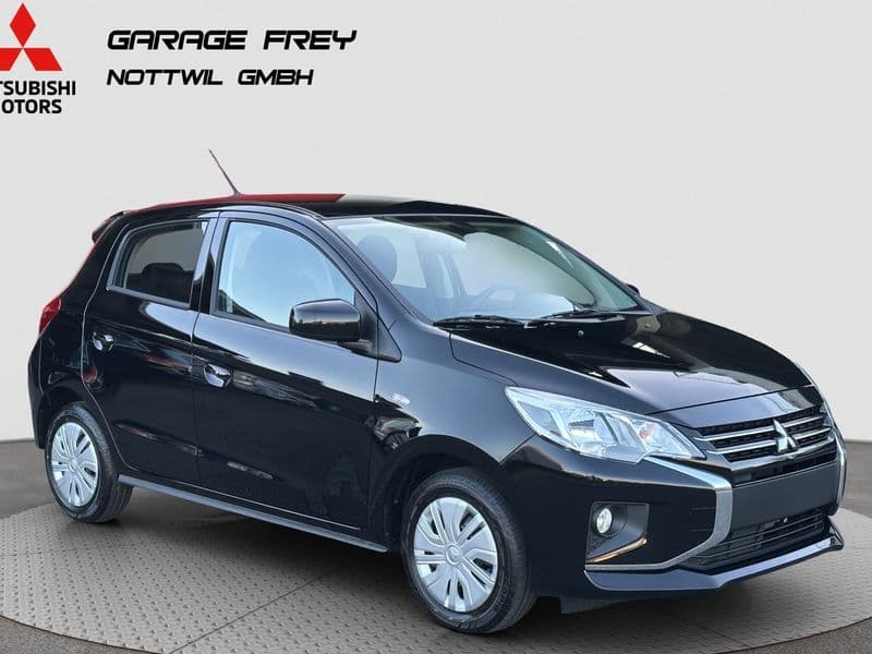 Mitsubishi Space Star in Schwarz, Frontansicht